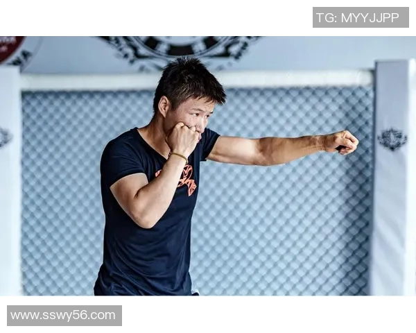 张伟专访:从青涩少年到网球巨星的奋斗与成长之路 张伟专访:从青涩少年到网球巨星的奋斗与成长之路